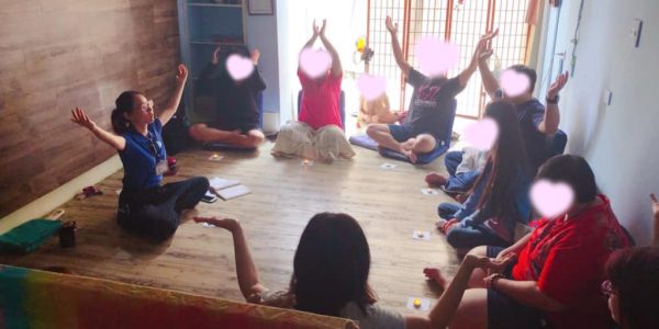 {"ARInfo":{"IsUseAR":false},"Version":"1.0.0","MakeupInfo":{"IsUseMakeup":false},"FaceliftInfo":{"IsChangeEyeLift":false,"IsChangeFacelift":false,"IsChangePostureLift":false,"IsChangeNose":false,"IsChangeFaceChin":false,"IsChangeMouth":false,"IsChangeThinFace":false},"BeautyInfo":{"SwitchMedicatedAcne":false,"IsAIBeauty":false,"IsBrightEyes":false,"IsSharpen":false,"IsOldBeauty":false,"IsReduceBlackEyes":false},"HandlerInfo":{"AppName":2},"FilterInfo":{"IsUseFilter":false}}